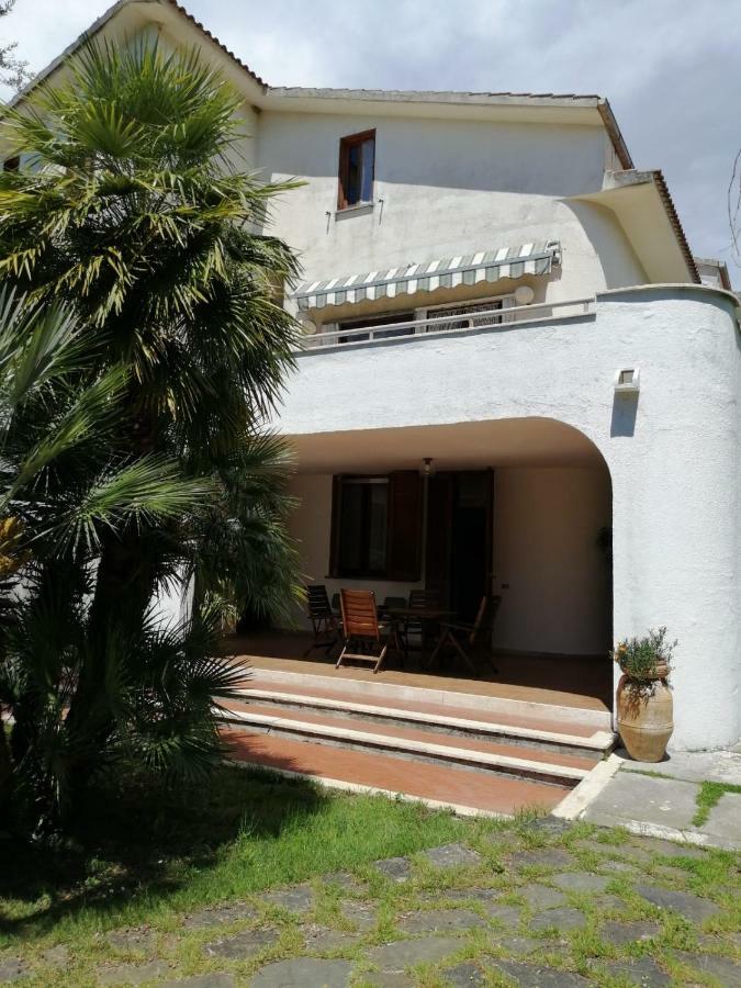 Villa Livia Вілламмаре Номер фото